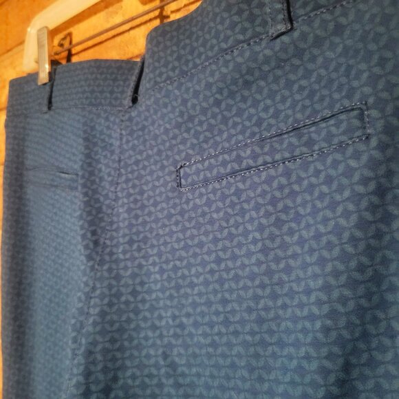 Betabrand Two-Pocket Dress Yoga Pant | Straight Blue Patterned - Size PM - Picture 8 of 14